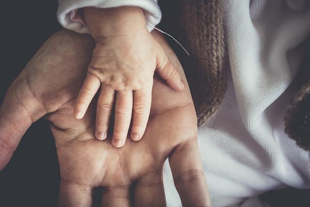 Akupresurní Body na Rukou: Jak Ovlivnit Celkové Zdraví Prostřednictvím Rukou